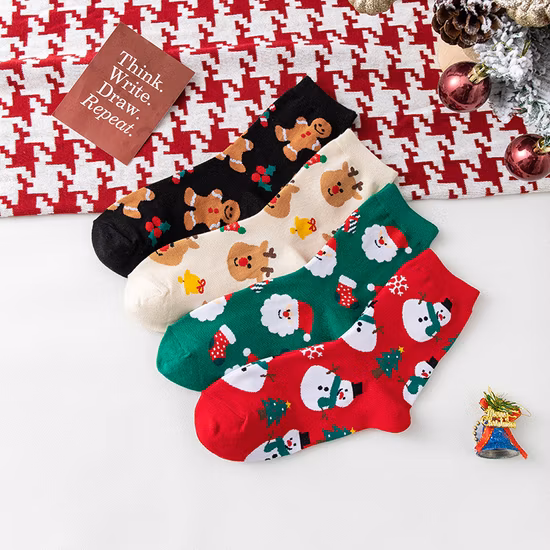 Preço de fabricação Design Mulheres Meias de Natal Presente de alta qualidade Meias de férias personalizadas